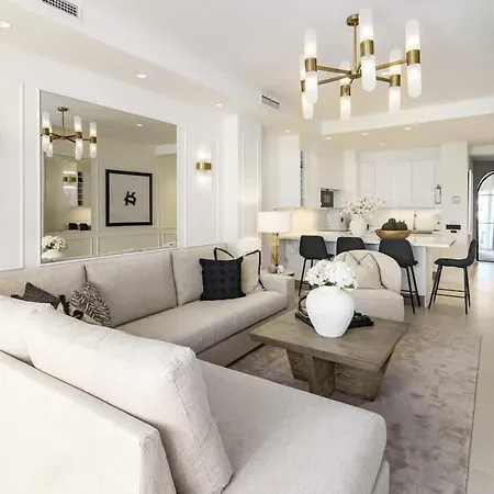 Luxurious With Community Pool & Balcony In Puerto Banus Apartmán *